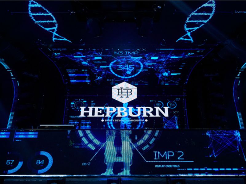 新冶组设计新作｜武汉赫本爆火！大型娱乐派对空间爆品是如何设计